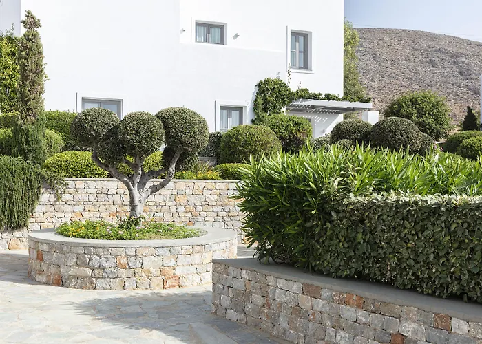 Anemi Folegandros 5*